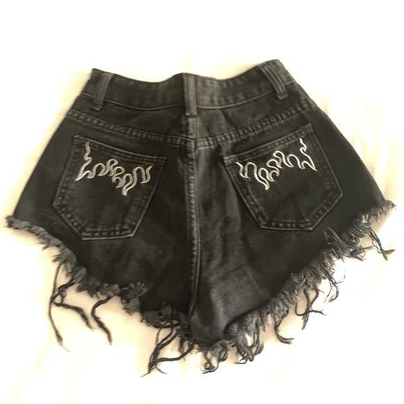 high waisted jean shorts - Picture 3 of 3